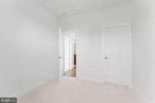 23080 Soaring Hts Ter, Ashburn, VA 20148 - Photo 33