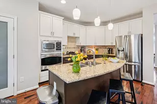 25135 Hummocky Terrace, Aldie, VA 20105 - Photo 17