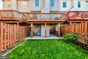 114 Hampshire Square SW, Leesburg, VA 20175 - Photo 11