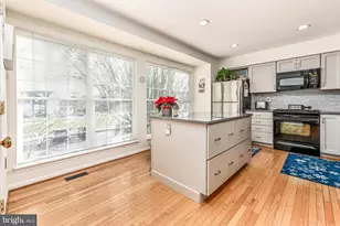 114 Hampshire Square SW, Leesburg, VA 20175 - Photo 13