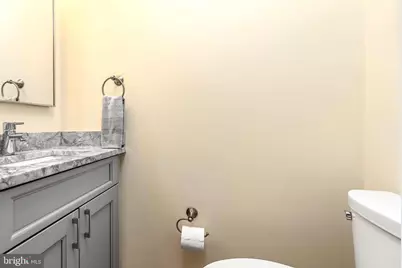 114 Hampshire Square SW, Leesburg, VA 20175 - Photo 17