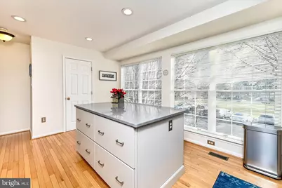 114 Hampshire Square SW, Leesburg, VA 20175 - Photo 15