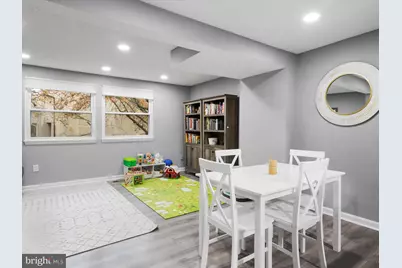 307 Brethour Court, Sterling, VA 20164 - Photo 7