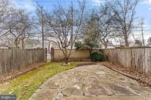 212 E Marshall St, Middleburg, VA 20117 - Photo 25