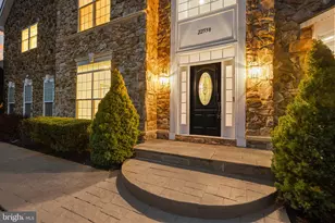 22558 Forest Run Dr, Ashburn, VA 20148 - Photo 15