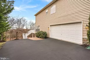 22558 Forest Run Dr, Ashburn, VA 20148 - Photo 121