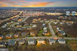 22558 Forest Run Dr, Ashburn, VA 20148 - Photo 13