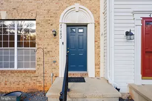 47602 Sandbank Square, Sterling, VA 20165 - Photo 3