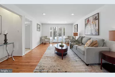 132 N Fillmore Avenue, Sterling, VA 20164 - Photo 3