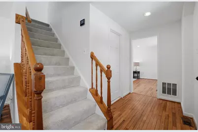 132 N Fillmore Avenue, Sterling, VA 20164 - Photo 9