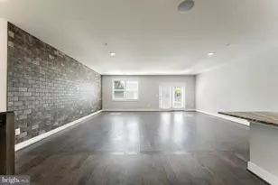 44750 Tiverton Sq, Ashburn, VA 20147 - Photo 3