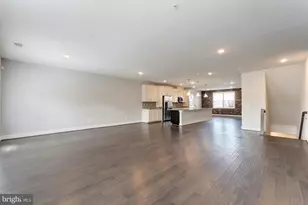 44750 Tiverton Sq, Ashburn, VA 20147 - Photo 5