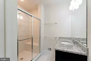 44750 Tiverton Sq, Ashburn, VA 20147 - Photo 19