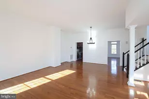 47699 Whirlpool Square, Sterling, VA 20165 - Photo 3