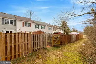 37 Alden Ct, Sterling, VA 20165 - Photo 25