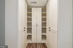 20471 Rolling Water Terrace, Ashburn, VA 20147 - Photo 21