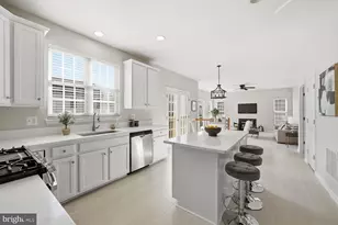 105 Meadowbrook Ct SW, Leesburg, VA 20175 - Photo 9