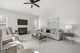 105 Meadowbrook Ct SW, Leesburg, VA 20175 - Photo 15