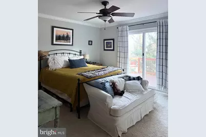 16 Honeybee Avenue, Round Hill, VA 20141 - Photo 17