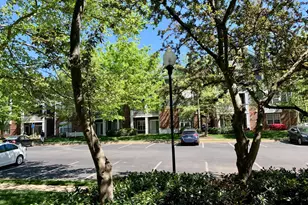 20301 Beechwood Terrace, Ashburn, VA 20147 - Photo 7