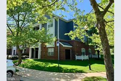 20301 Beechwood Terrace #201, Ashburn, VA 20147 - Photo 1