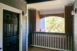 20301 Beechwood Terrace, Ashburn, VA 20147 - Photo 3