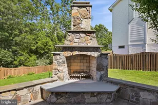 22806 Oatlands Grove Pl, Ashburn, VA 20148 - Photo 57