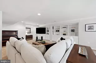 22806 Oatlands Grove Pl, Ashburn, VA 20148 - Photo 47