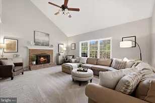 22806 Oatlands Grove Pl, Ashburn, VA 20148 - Photo 13