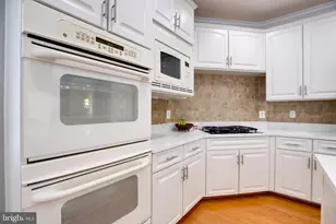 42007 Pepperbush Pl, Aldie, VA 20105 - Photo 15