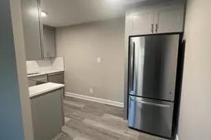 110 N College Dr N, Sterling, VA 20164 - Photo 5