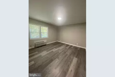 110 N College Drive N, Sterling, VA 20164 - Photo 7