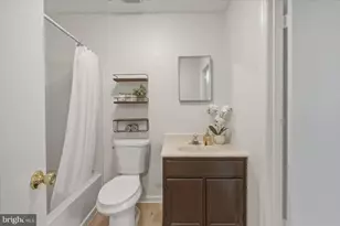 115 W O St, Purcellville, VA 20132 - Photo 17