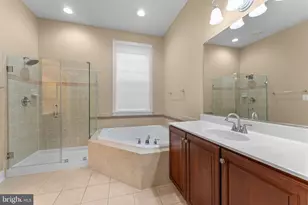 47672 Paulsen Square, Sterling, VA 20165 - Photo 33