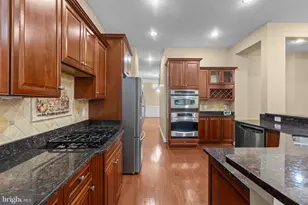 47672 Paulsen Square, Sterling, VA 20165 - Photo 19