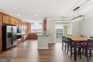 43605 McDowell Sq, Leesburg, VA 20176 - Photo 5