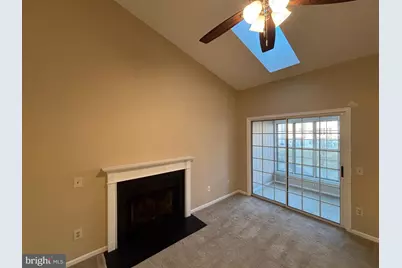 107 Prosperity Avenue SE #F, Leesburg, VA 20175 - Photo 3