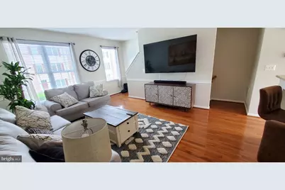 42837 Sykes Terrace, Chantilly, VA 20152 - Photo 3