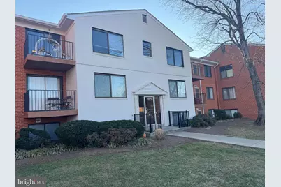 125 Clubhouse Drive SW #4, Leesburg, VA 20175 - Photo 3