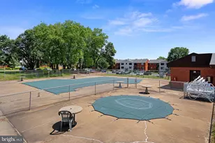 125 Clubhouse Dr SW, Leesburg, VA 20175 - Photo 25