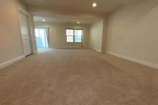 25835 Clairmont Manor Square, Aldie, VA 20105 - Photo 23