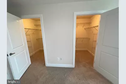 25835 Clairmont Manor Square, Aldie, VA 20105 - Photo 17