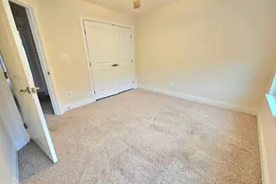 25835 Clairmont Manor Square, Aldie, VA 20105 - Photo 19