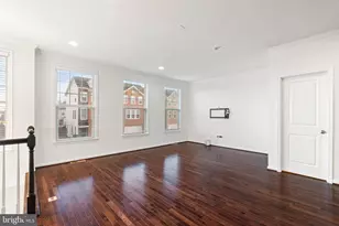 42237 Lancaster Woods Square, Chantilly, VA 20152 - Photo 7