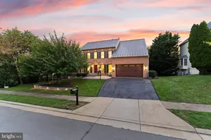 18571 Dettington Ct, Leesburg, VA 20176 - Photo 3