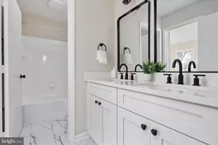 5 Rawlston Ct, Sterling, VA 20165 - Photo 17