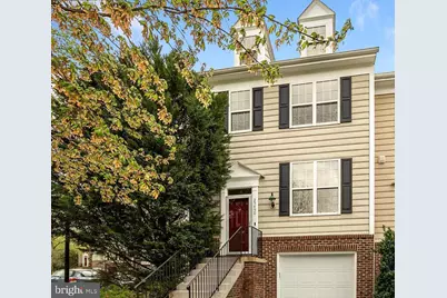 25450 Upper Clubhouse Drive, Chantilly, VA 20152 - Photo 1