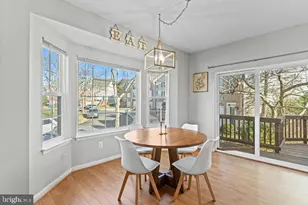 25450 Upper Clubhouse Dr, Chantilly, VA 20152 - Photo 9