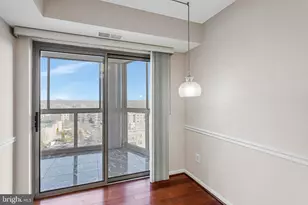 19385 Cypress Ridge Terrace, Leesburg, VA 20176 - Photo 11