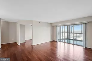 19385 Cypress Ridge Terrace, Leesburg, VA 20176 - Photo 5